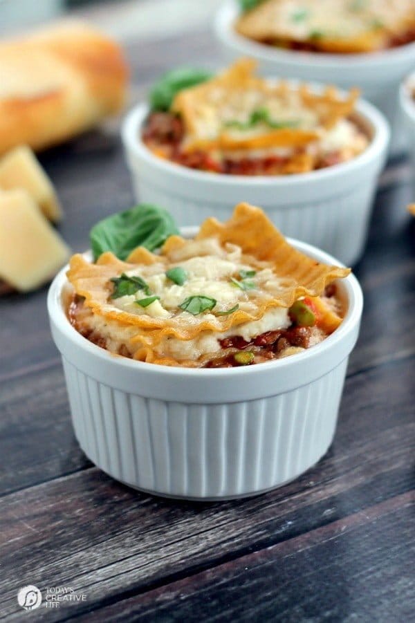 Single Serve Healthy Lasagna | Dinner Recipe ideas | See more recipes on TodaysCreativeLife.com